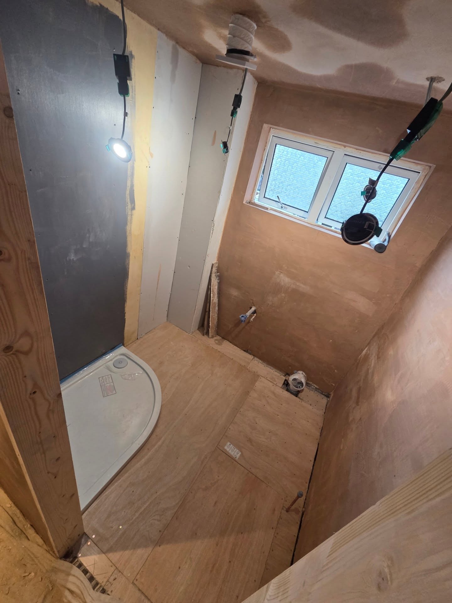 Shower enclosure refit, additional view