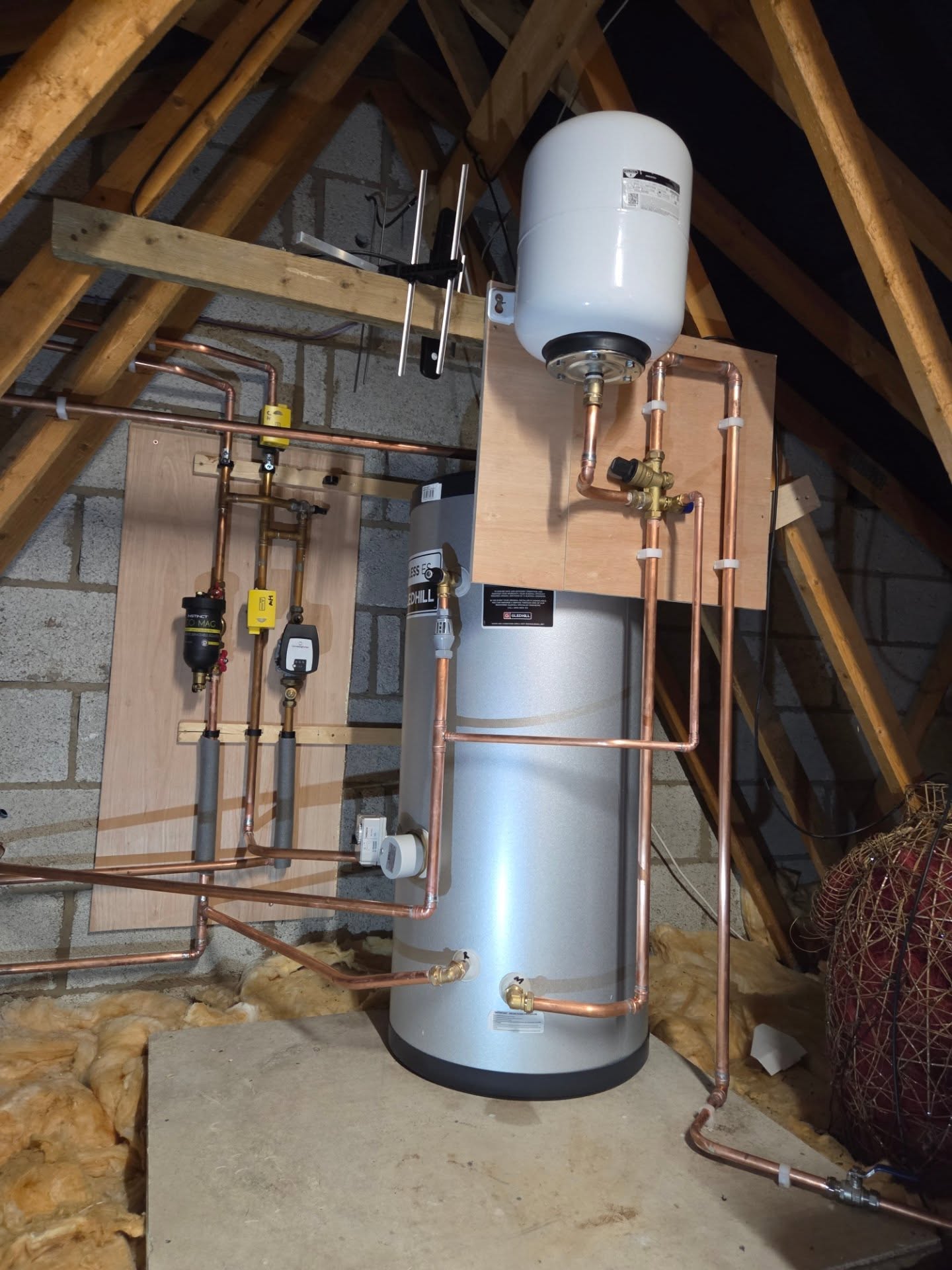 Unvented cylinder install, Dromore